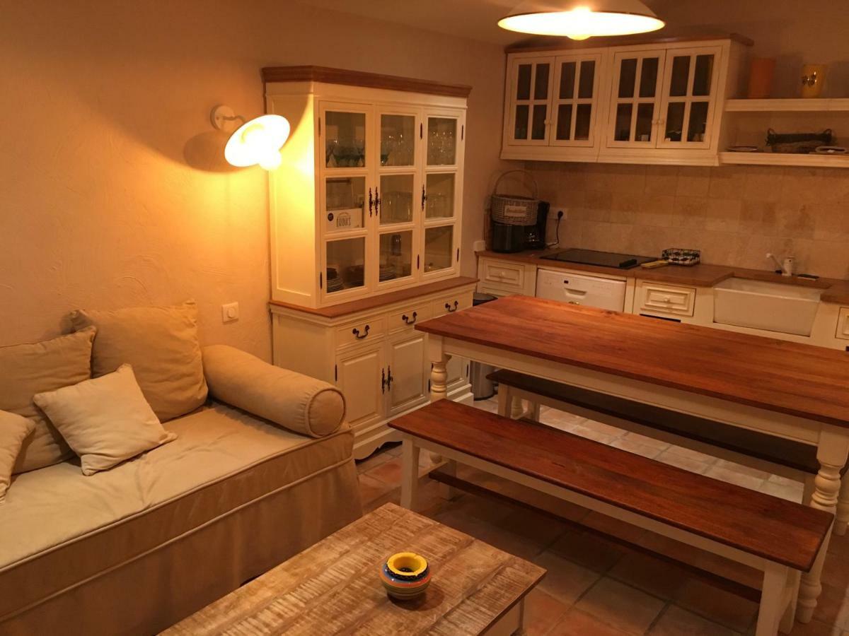 Bed and Breakfast Le Champmazet La Roquette-sur-Siagne Exteriér fotografie